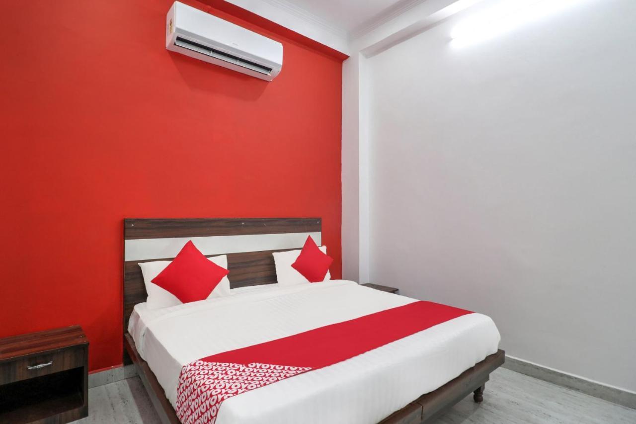 Hotel O 71370 White House Garhi Harsaru Bagian luar foto